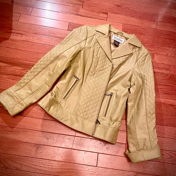 EUC genuine leather quilted lime green moto jacket size S - Picture 15 of 16